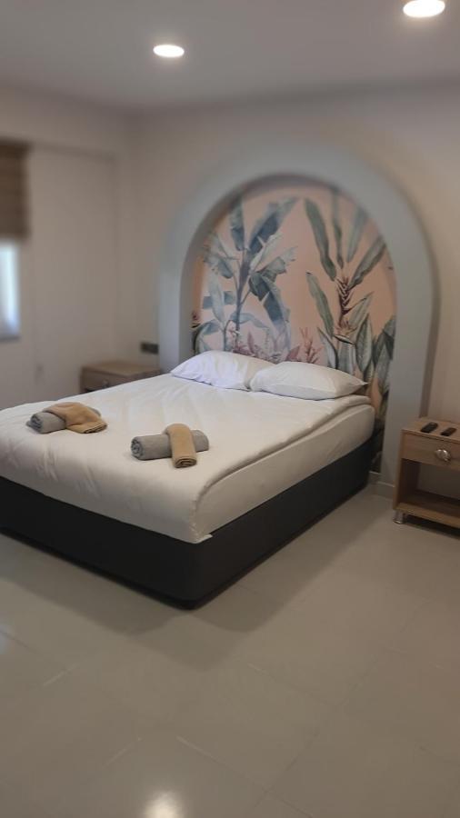 Side Leon Otel エクステリア 写真