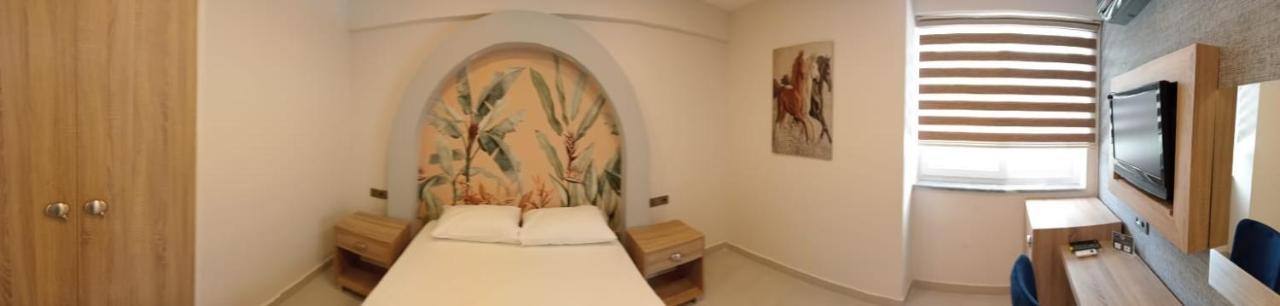 Side Leon Otel エクステリア 写真