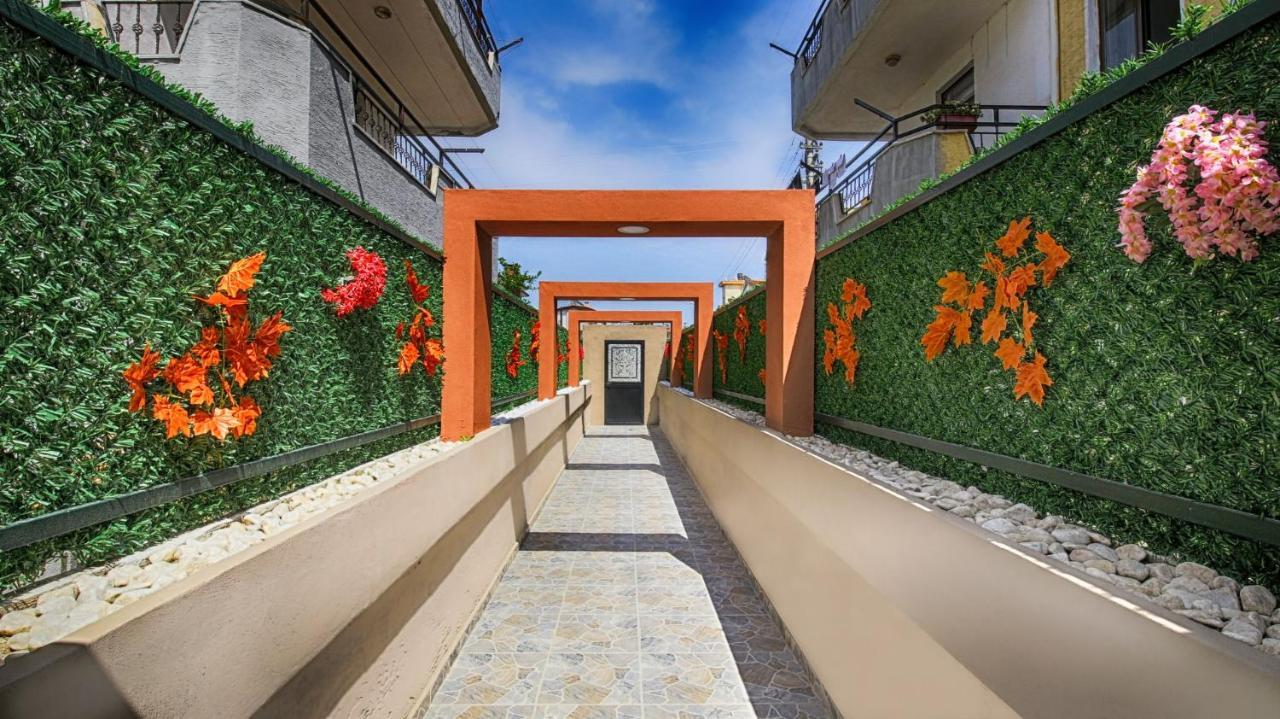 Side Leon Otel エクステリア 写真