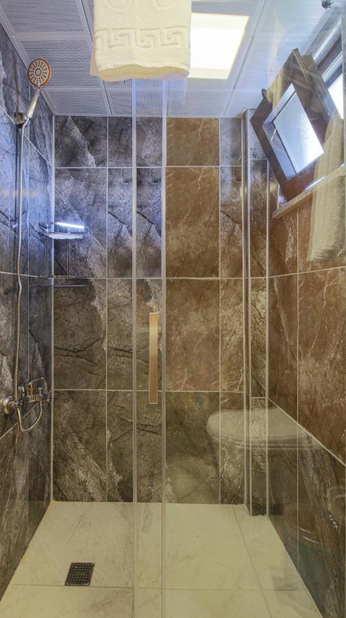 Side Leon Otel エクステリア 写真