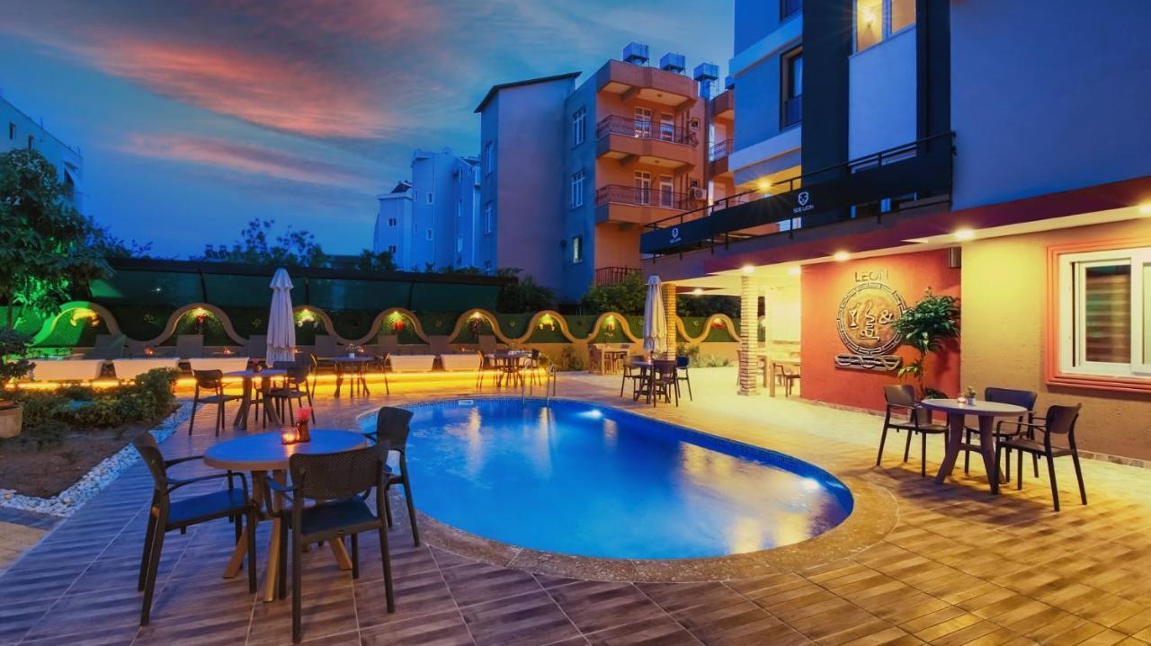 Side Leon Otel エクステリア 写真