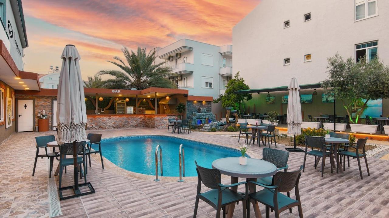 Side Leon Otel エクステリア 写真